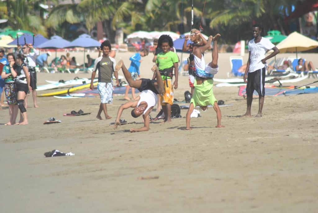 Cabarete Surf Camp Hotel Kültér fotó